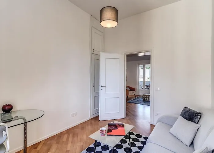 아파트 Porta Maggiore 2 Bedroom With Terrace 로마